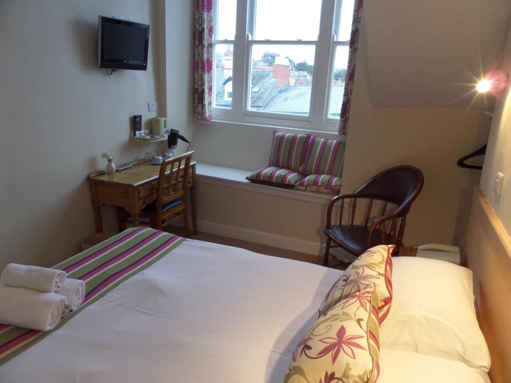 Harry'S Hotel & Restaurant Aberystwyth Exteriör bild